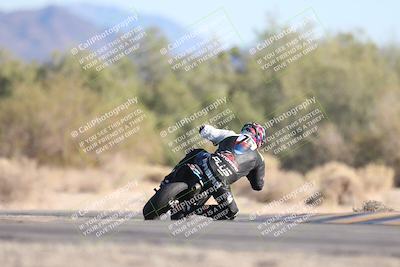 media/Dec-07-2025-CVMA (Sun) [[3e7d2de5dc]]/Race 12- Formula 40 MW and LW/